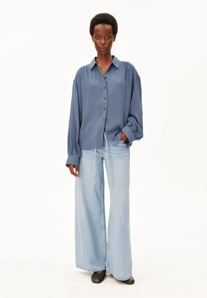ARMEDANGELS ARMEDANGELS EFINARAA Damen Bluse aus 100% LENZING ECOVERO Viskose, Dusty moon, – Produktbild 4 von 4