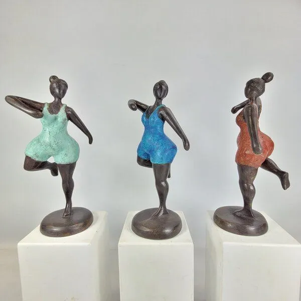 Moogoo Creative Africa Moogoo Creative Africa Bronze-Skulptur "Bobaraba Gymnaste" by Alain Soré | 1kg 23cm | Unikate, Rot, – Produktbild 3 von 3