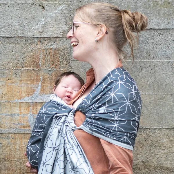 Hoppediz Hoppediz Babytragetuch - Ring-Sling kbA, Malmö denim, – Produktbild 4 von 4