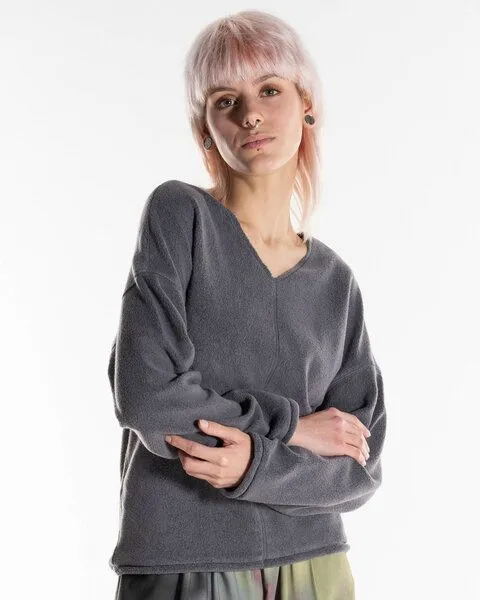 Alma & Lovis Alma & Lovis Kuscheliger Teddy-Sweater aus Organic Cotton | Teddy V-Neck, Graphit (dunkelgrau), – Produktbild 1 von 4