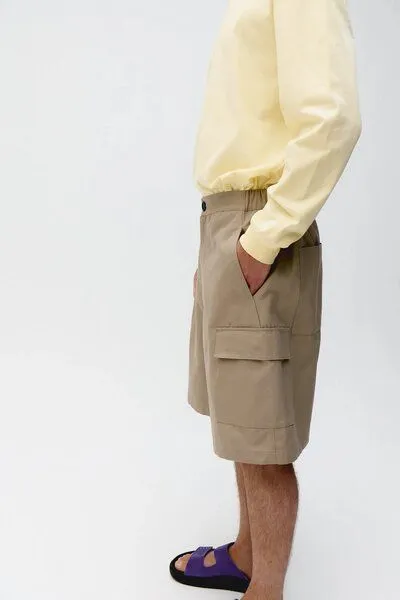 Unfeigned Unfeigned Cargo Bermuda Shorts aus biologischer Baumwolle, B-Corporation zertifiziert, Beige (hellbraun), – Produktbild 3 von 4