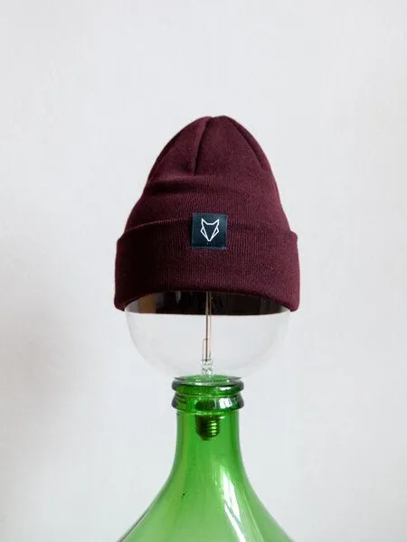 VEROIKON VEROIKON Merino-Beanies Fuchsbau, Bordeux, – Produktbild 1 von 1