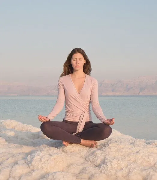 Jaya Jaya YAEL SLUB - Damen - Wickeljacke für Yoga und Freizeit aus Biobaumwolle mit Slub-Optik, Nightblue/blau, – Produktbild 2 von 3
