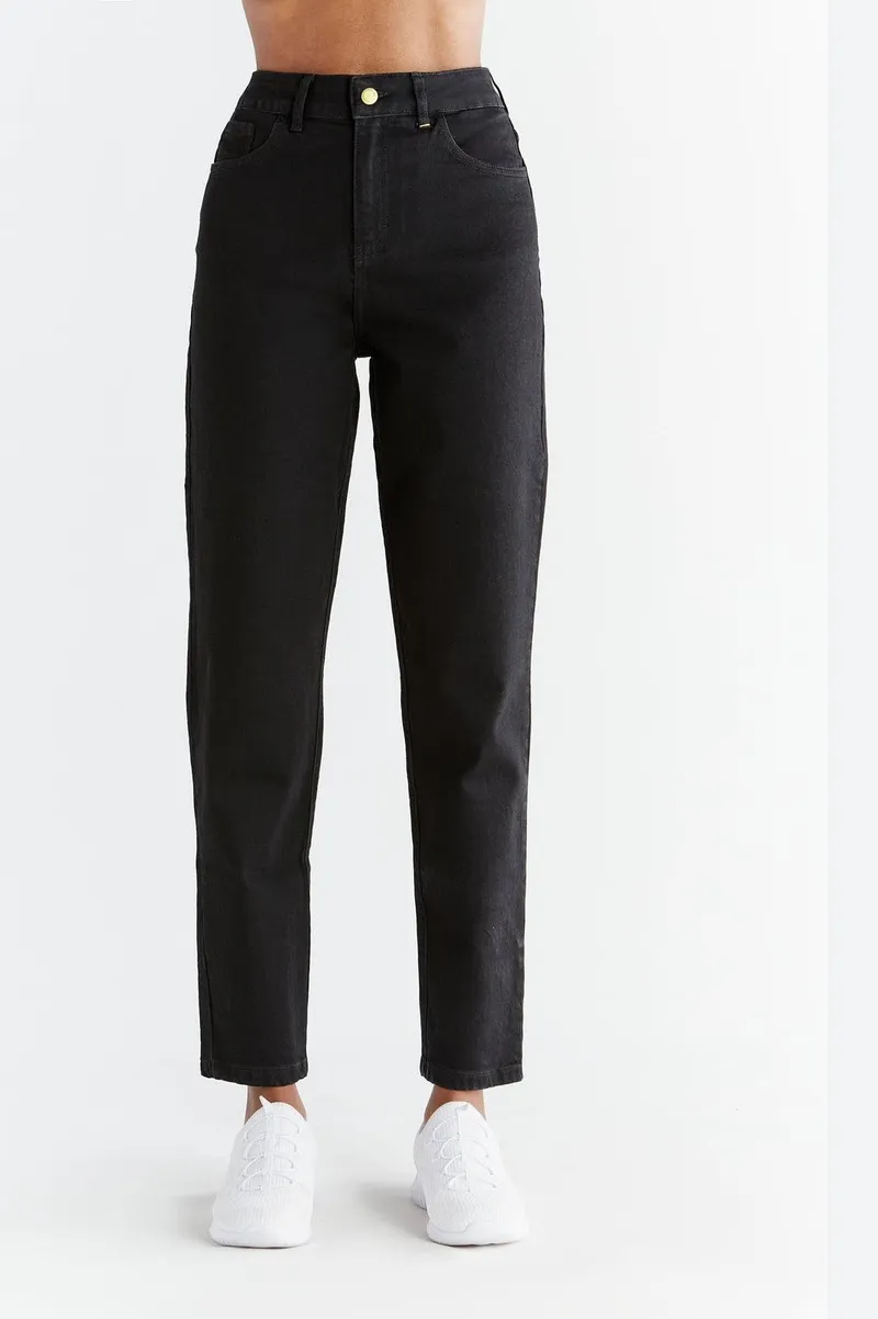 Evermind Evermind Damen vegan Jeans Mom Fit Coal Schwarz, Schwarz, – Produktbild 2 von 2