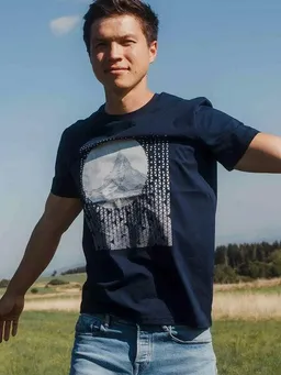 Kultgut Kultgut Artdesign - Klassik Shirt 100% Biobaumwolle / Abstract Mountain – Produktbild 1 von 1