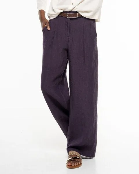 Alma & Lovis Alma & Lovis Legere Marlenehose aus reinem Leinen | Leinen Marlene, Blackberry (dunkellila), – Produktbild 1 von 4