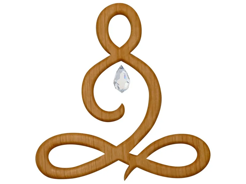 Sternengasse Sternengasse Buddha aus heimischem Laubholz, Holzdeko mit Kristall Maße 13,5 x 13 x 1,2 cm – Produktbild 1 von 2
