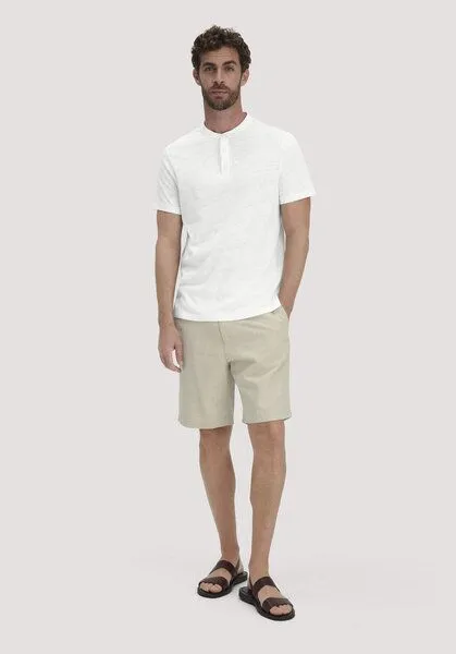 hessnatur hessnatur Henley Shirt Regular aus Bio-Baumwolle und Leinen, Naturweiss, – Produktbild 2 von 4