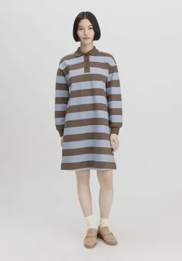 hessnatur hessnatur Sweat Kleid Streifen Relaxed aus reiner Bio-Baumwolle – Produktbild 1 von 1