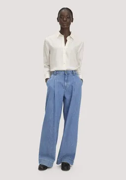 hessnatur hessnatur Jeans Wide Leg mit Bundfalten aus Bio-Baumwolle mit TENCEL Lyocell – Produktbild 1 von 1