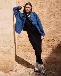 WOTE WOTE Damen vegan Jacke Denim Blau – Produktbild 1 von 1