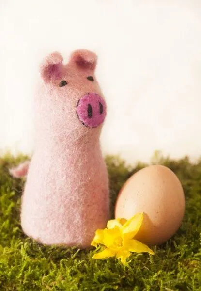 short'n'pietz short'n'pietz Schwein als Filz-Eierwärmer – Produktbild 2 von 3