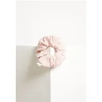 Givn Berlin Tencel Scrunchie Modell: Sina, Power pink, – Produktbild 1 von 1