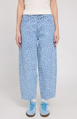 Mazine Mazine Damen vegan Jeans Printed Barrel Hellblau – Produktbild 1 von 1