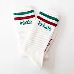 Divasya Divasya Socken mit Yoga Motiv | Inhale Exhale – Produktbild 1 von 1
