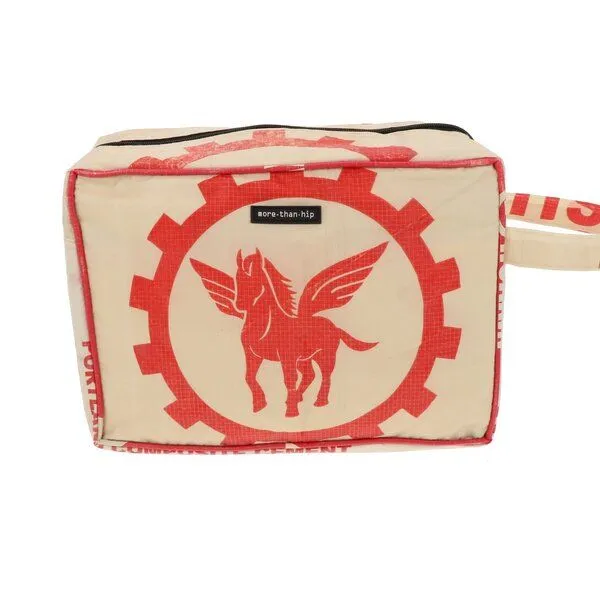 MoreThanHip MoreThanHip Kulturbeutel aus recyceltem Zement- oder Fischfuttersack - Yindee, Creme/rot - pegasus, – Produktbild 1 von 4