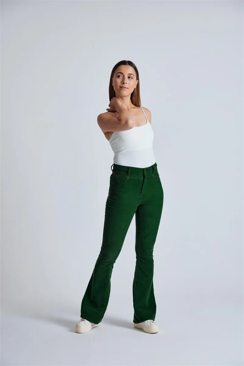 Flax and Loom Flax and Loom Cord Schlaghose Skinny Fit Modell: Mavis, Winter green, – Produktbild 1 von 6