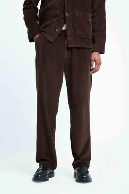 Kings Of Indigo Kings of Indigo Herren vegan Hose Tekle Cord Coffee Bean – Produktbild 1 von 1