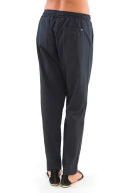 RAVENS VIEW IBIZA RAVENS VIEW IBIZA Damen vegan Hose Santorini Schwarz – Produktbild 1 von 1