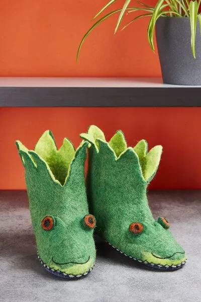 short'n'pietz short'n'pietz Filz Hausschuhe Frosch für Kinder handgefilzt aus 100% Schafswolle, Grün, – Produktbild 3 von 4