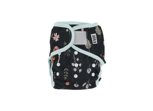 Hypf Hypf Stoffwindel Überhose (Klett) One Size 4-16kg, Mushrooms (schwarz), – Produktbild 2 von 4