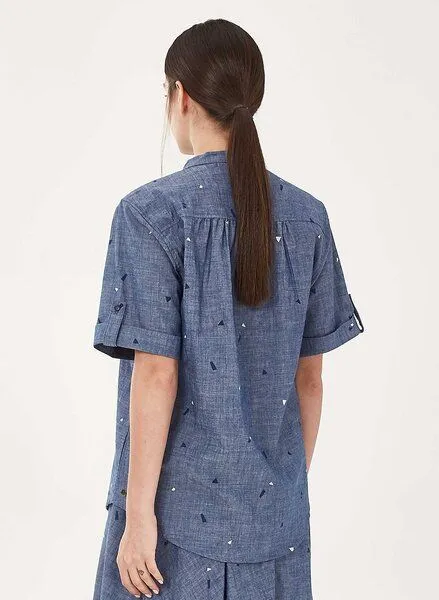 ORGANICATION ORGANICATION Bluse aus Bio-Baumwolle mit Stehkragen, Denim, – Produktbild 4 von 4