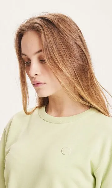 KnowledgeCotton Apparel KnowledgeCotton Apparel Sweatshirt - DAPHNE basic badge sweat - aus Bio-Baumwolle, Grün ( foam), – Produktbild 4 von 4