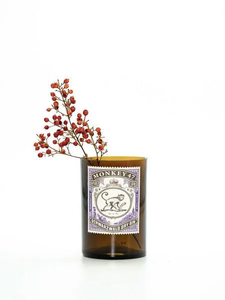 MaBe MaBe Vase aus der Gin Flasche – Produktbild 2 von 3