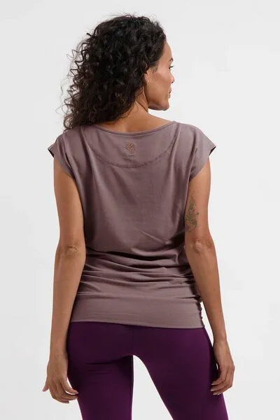 Urban Goddess Urban Goddess Lockeres Asana-Yoga-Shirt, Fireclay (braun), – Produktbild 3 von 4