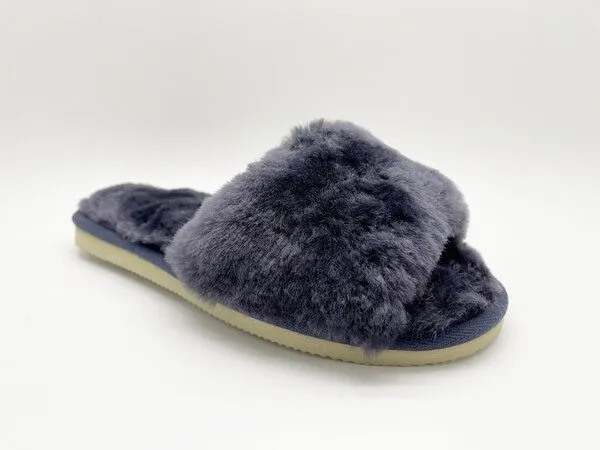 thies Pantoffel aus Schaffell "thies Fluffy Slide", Dark blue (dunkelblau), – Produktbild 2 von 4