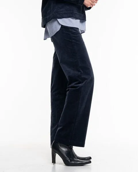 Alma & Lovis Alma & Lovis Lässige Cordhose aus Organic Cotton | Corduroy Pants, Night blue (dunkelblau), – Produktbild 3 von 4