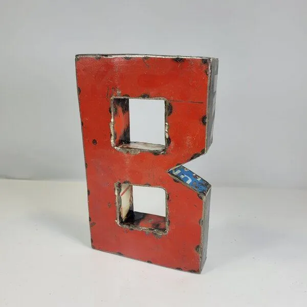 Moogoo Creative Africa Moogoo Creative Africa Buchstabe "B" aus recycelten Ölfässern | 22 oder 50 cm | verschiedene Farben | Upcycling | handgemacht & fair, Braun, – Produktbild 1 von 1