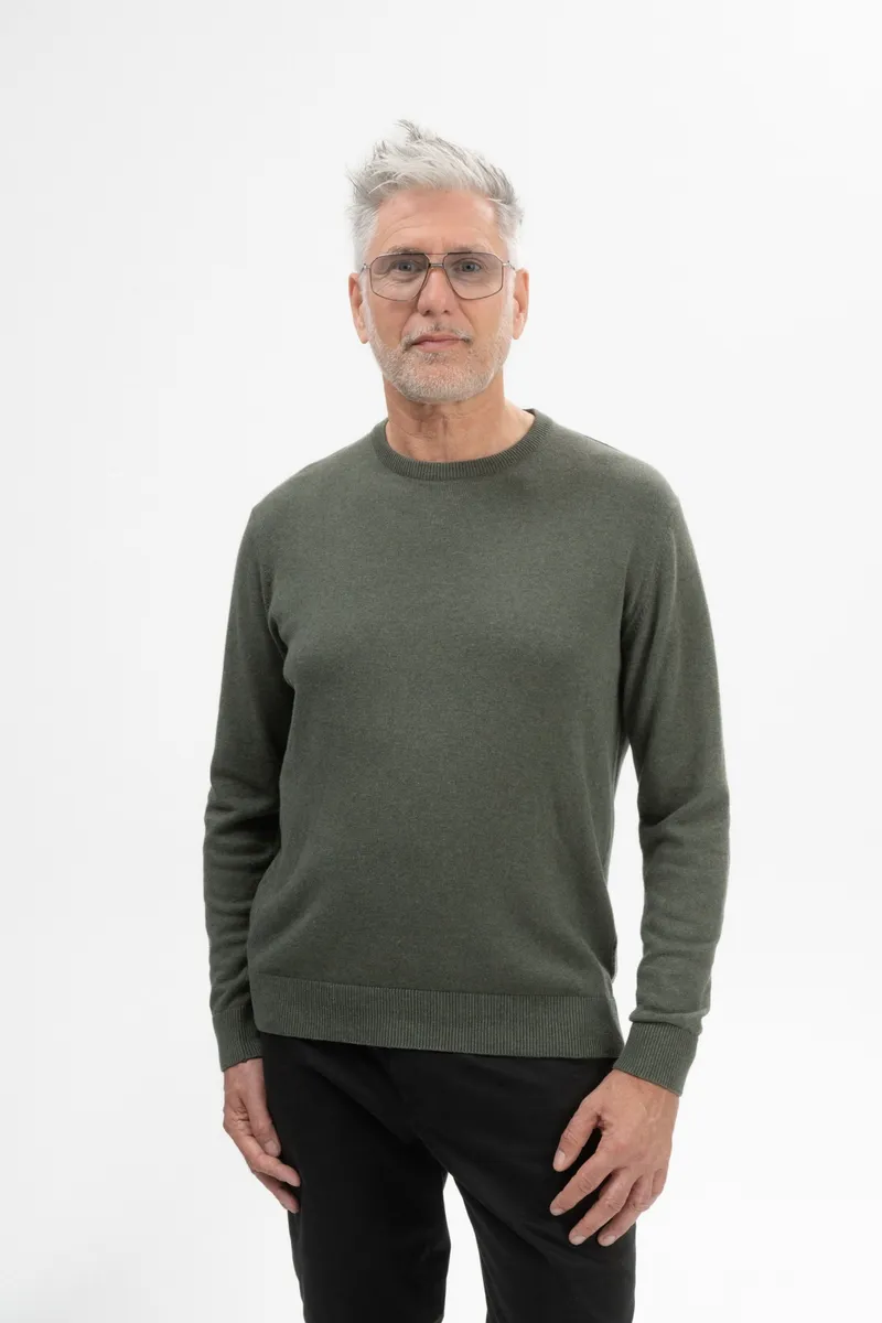 MELA MELA Herren vegan Feinstrick Pullover Himal Grün Melange, Olivgrün, – Produktbild 2 von 2