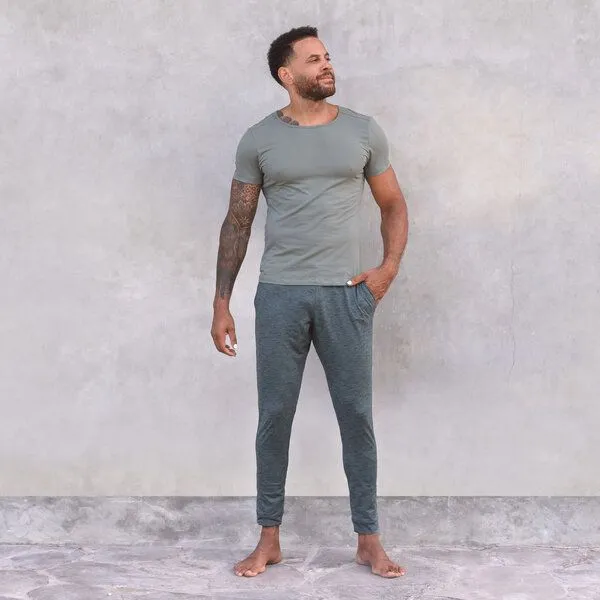 Jaya Jaya ROCKY UNI - Männer - körpernahes T-Shirt für Yoga aus Biobaumwolle, Agave/grün, – Produktbild 3 von 4