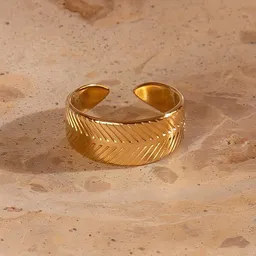 ELEKTROPULLI Größenverstellbarer Bold Hammered Sheet Ring ca. Ø 17 - 19mm von Elektropulli – Produktbild 1 von 1