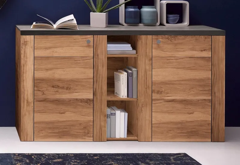 OTTO home Sideboard Larona, zeitlose Kommode mit 2 Türen, Türkommode, Breite 155 cm, Höhe 84 cm, viel Stauraum, Anrichte mit dekorativer Rahmenoptik, Braun, – Produktbild 3 von 5