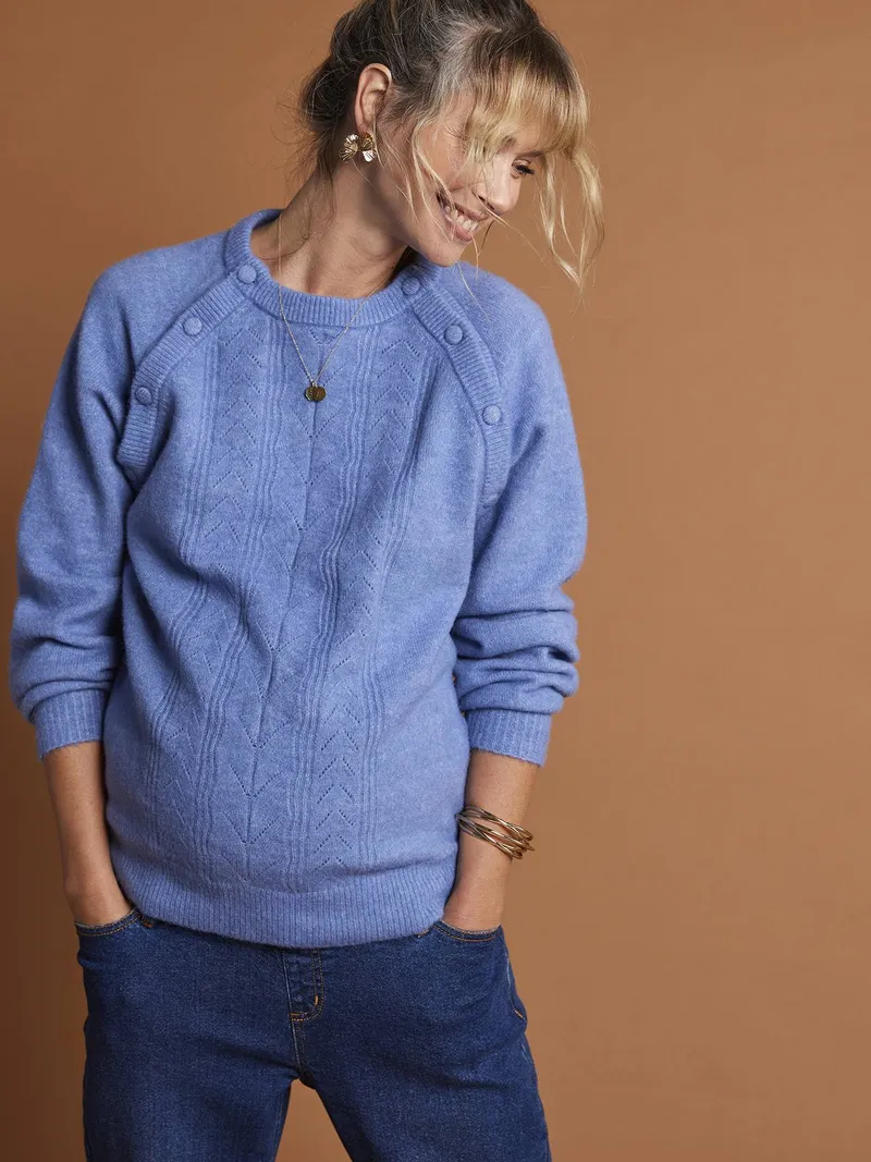 Envie De Fraise Ajourstrick-Pullover für Schwangerschaft und Stillzeit mit Knöpfen ENVIE DE FRAISE, Blau chambray, – Produktbild 1 von 4
