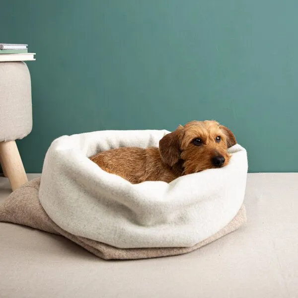 nahtur-design nahtur-design Kuschelsack für Hunde | 100% Schurwolle | Wechselbares Inlay, Beige, – Produktbild 1 von 4