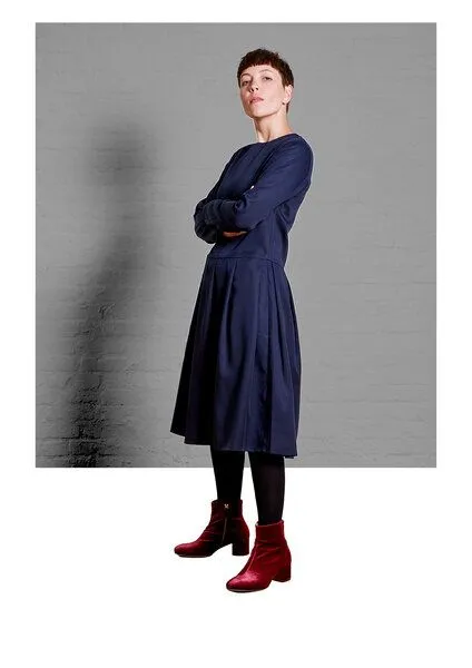 Sophia Schneider-Esleben Sophia Schneider-Esleben Dress Eve, Navy - Damenkleid aus Tencel – Produktbild 2 von 3