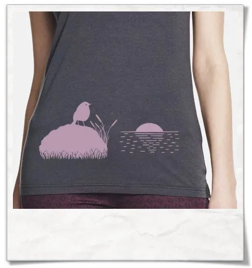 Picopoc Picopoc Vogel bei Sonnenuntergang Grau Bambus T-Shirt, Grau, – Produktbild 3 von 4