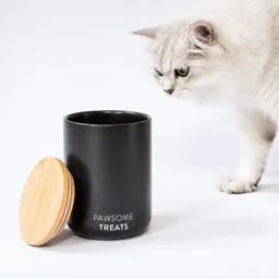 LucyBalu LucyBalu SNACK BAR Katzenfutter- & Leckerlidose anthrazit – Produktbild 1 von 1