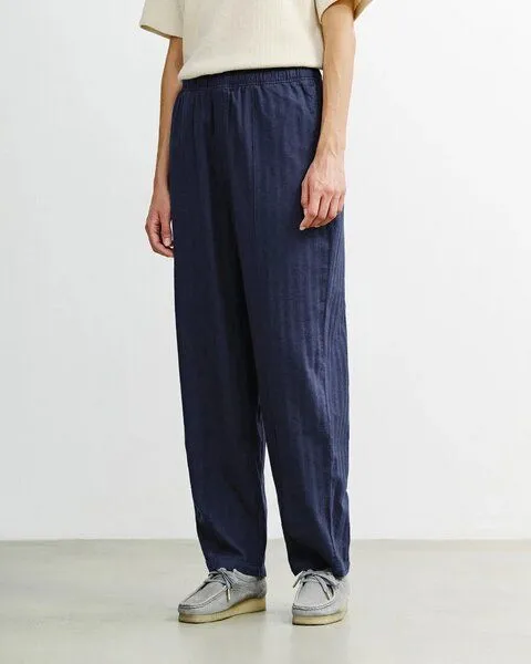 Rotholz Rotholz - Hose Pleated Wide Organic Cotton, Blau (herringbone blue), – Produktbild 4 von 4