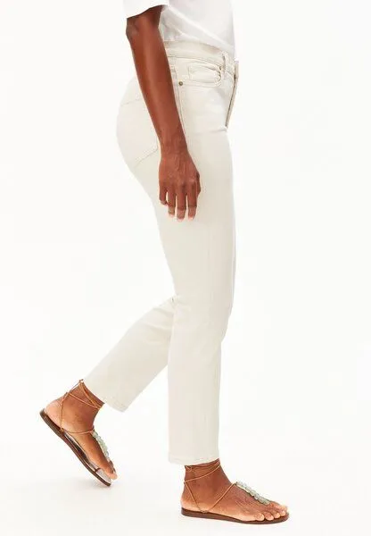 ARMEDANGELS ARMEDANGELS LEJAANI Damen Bio-Baumwoll-Mix X-Stretch, Undyed, – Produktbild 4 von 4
