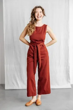 Jyoti - Fair Works Jyoti - Fair Works Bio-Baumwoll Jumpsuit Anusha Henna – Produktbild 1 von 1