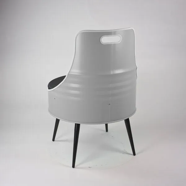 Lockengelöt Lockengelöt Stuhl aus einem Hamburger Ölfass, Grau (gepulvert), – Produktbild 2 von 2