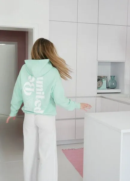 SPARKLES OF LIGHT SPARKLES OF LIGHT Hoodie | BE UNITED, Türkis (grün), – Produktbild 2 von 3