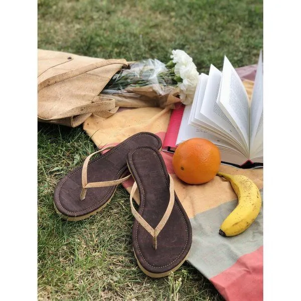 Kork-Deko Kork-Deko Flip Flops | Zehentrenner aus Kork - Größe EU 36 – 41 (Damen) – Produktbild 4 von 4