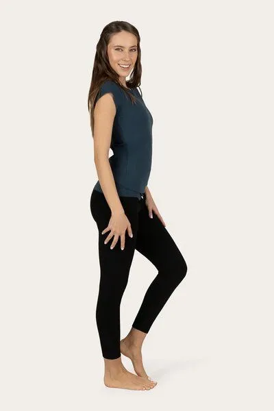 Urban Goddess Urban Goddess Zefira Yoga Tee, Orion (blau), – Produktbild 4 von 4