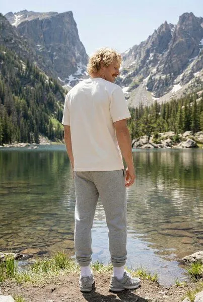 THE FACE OF ELEMENTS The Face of Elements Essential - Relaxed Fit T-Shirt aus 100% Bio-Baumwolle, Off white (weiß), – Produktbild 2 von 4