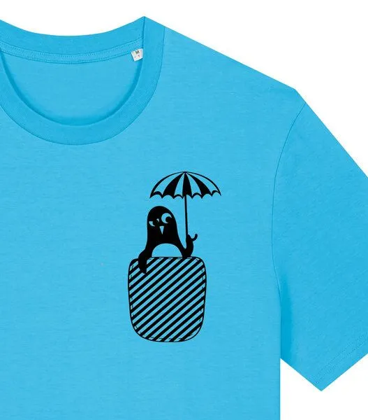 päfjes päfjes Pinguin Paul in Brusttasche mit Schirm - Fair Wear Männer Bio T-Shirt, Blau, – Produktbild 2 von 4